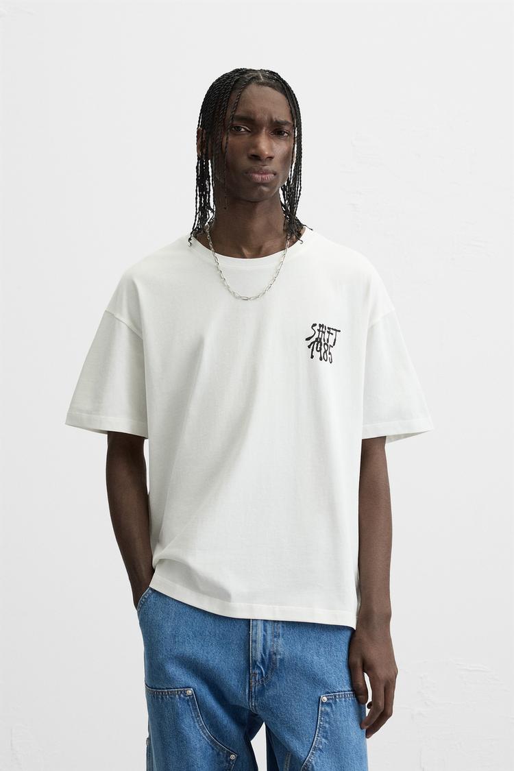 GRAFFITI TEXT T-SHIRT