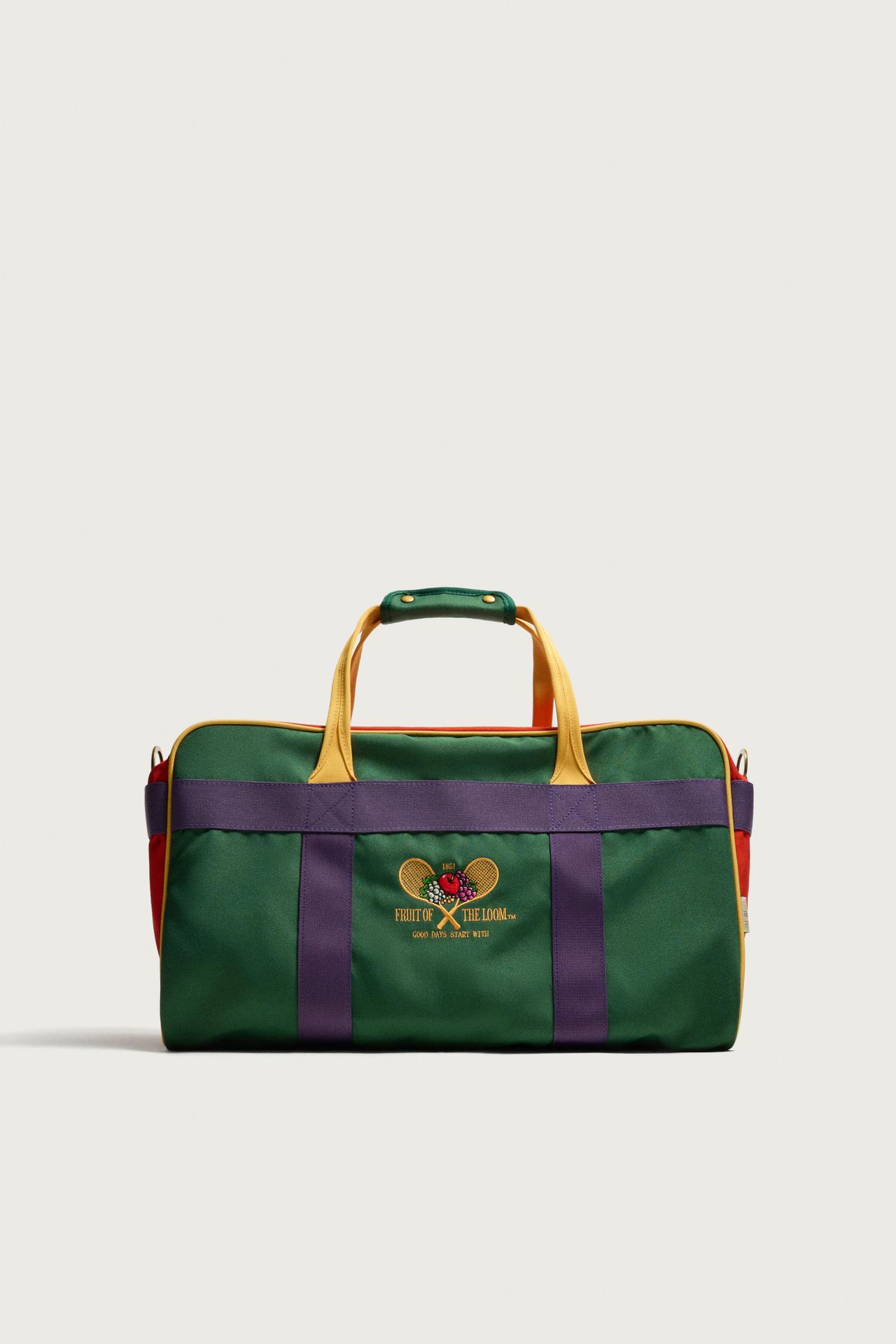 FRUIT OF THE LOOM™ TRAVEL BAG — Multi-color