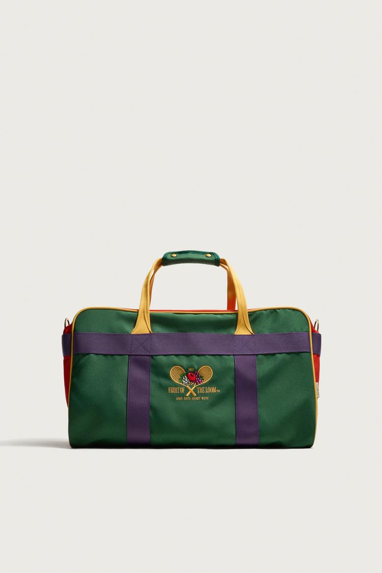 FRUIT OF THE LOOM™ TRAVEL BAG — Multi-color