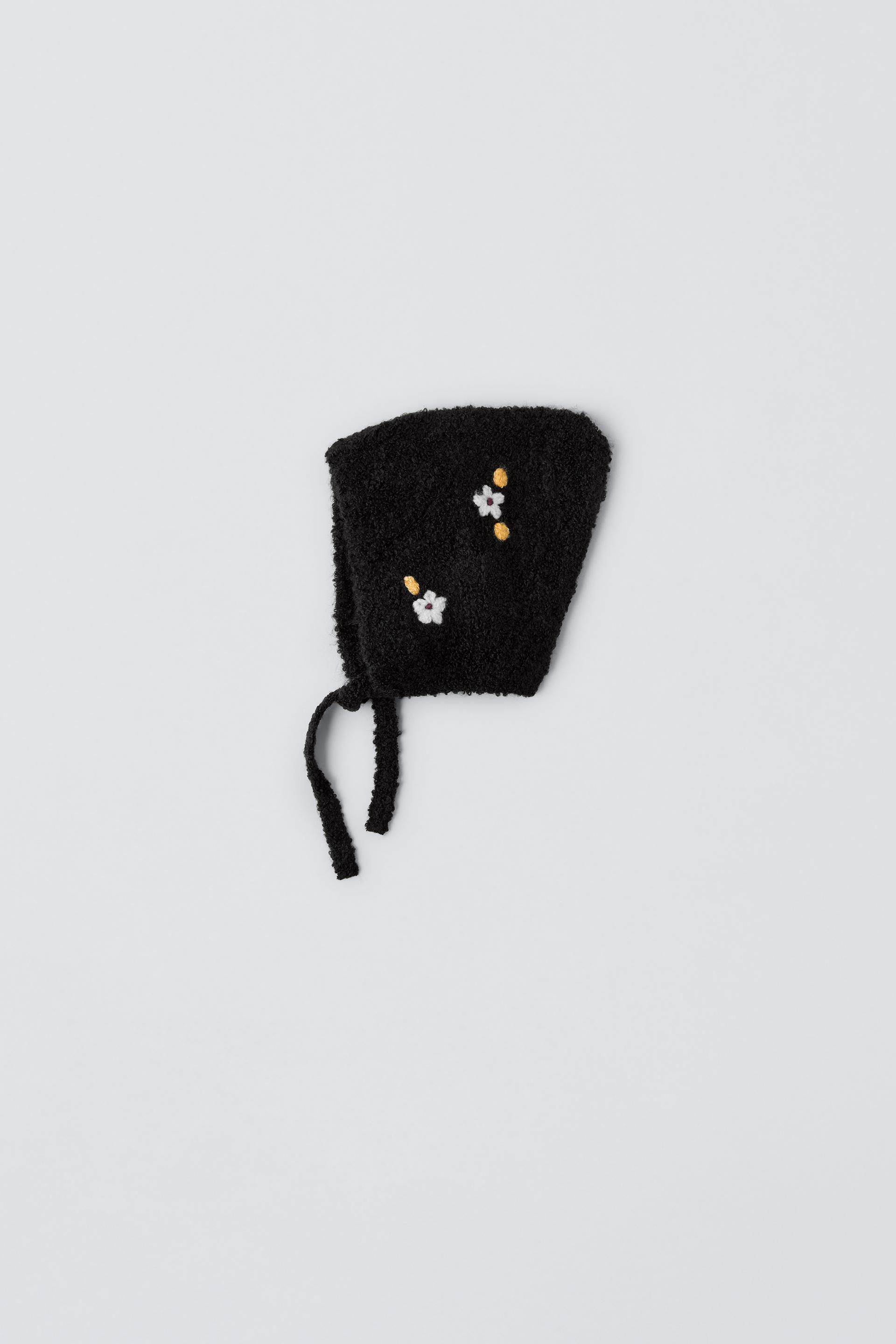 EMBROIDEREDFLOWERHAT