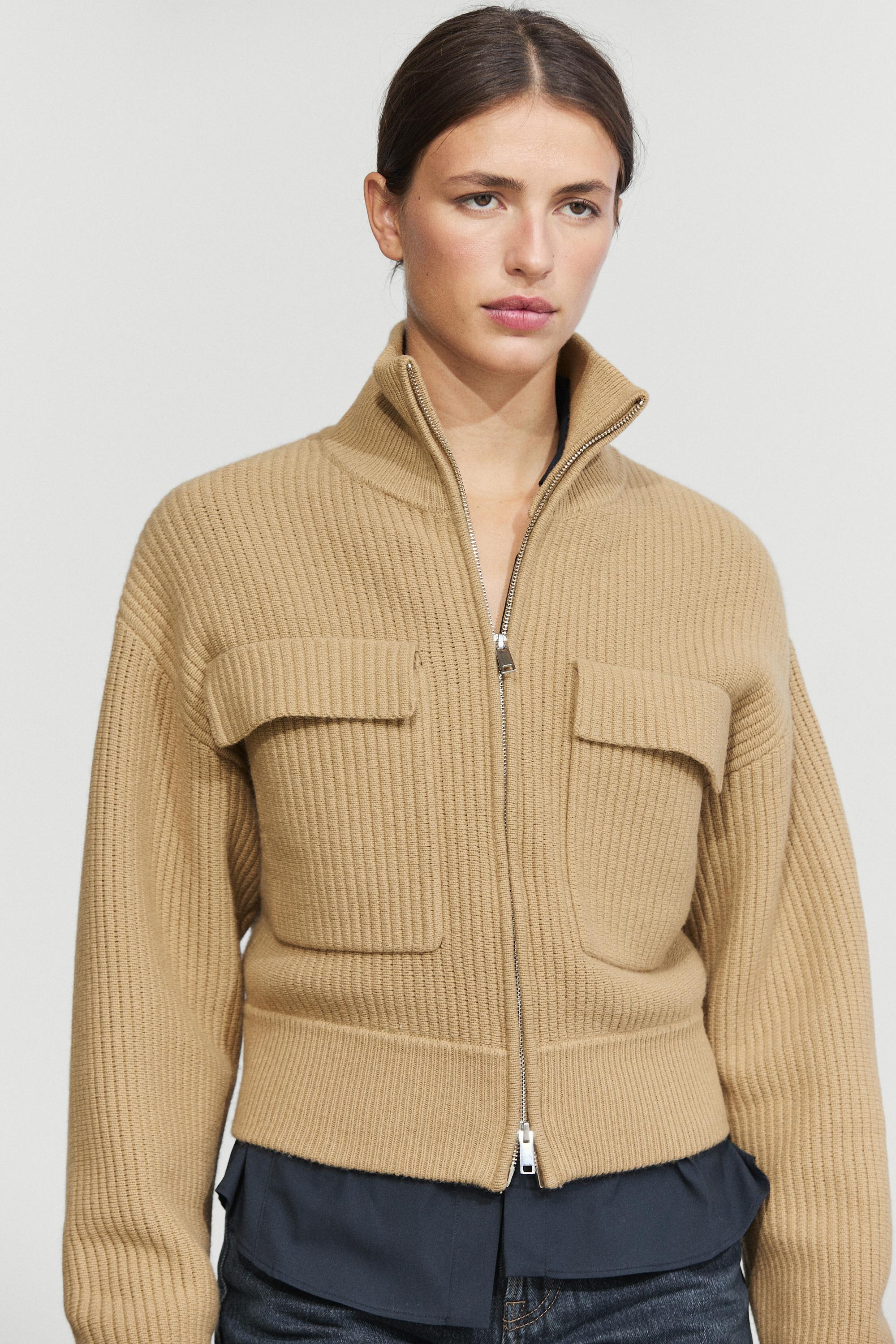 Zip-up knit cardigan with cotton