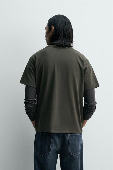 T-SHIRT RELAXED FIT LÉGER - Kaki foncé de Zara - Image 2