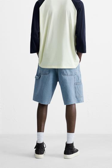 BERMUDA EN DENIM AVEC POCHE DE CHARPENTIER - Bleu clair de Zara - Image 2