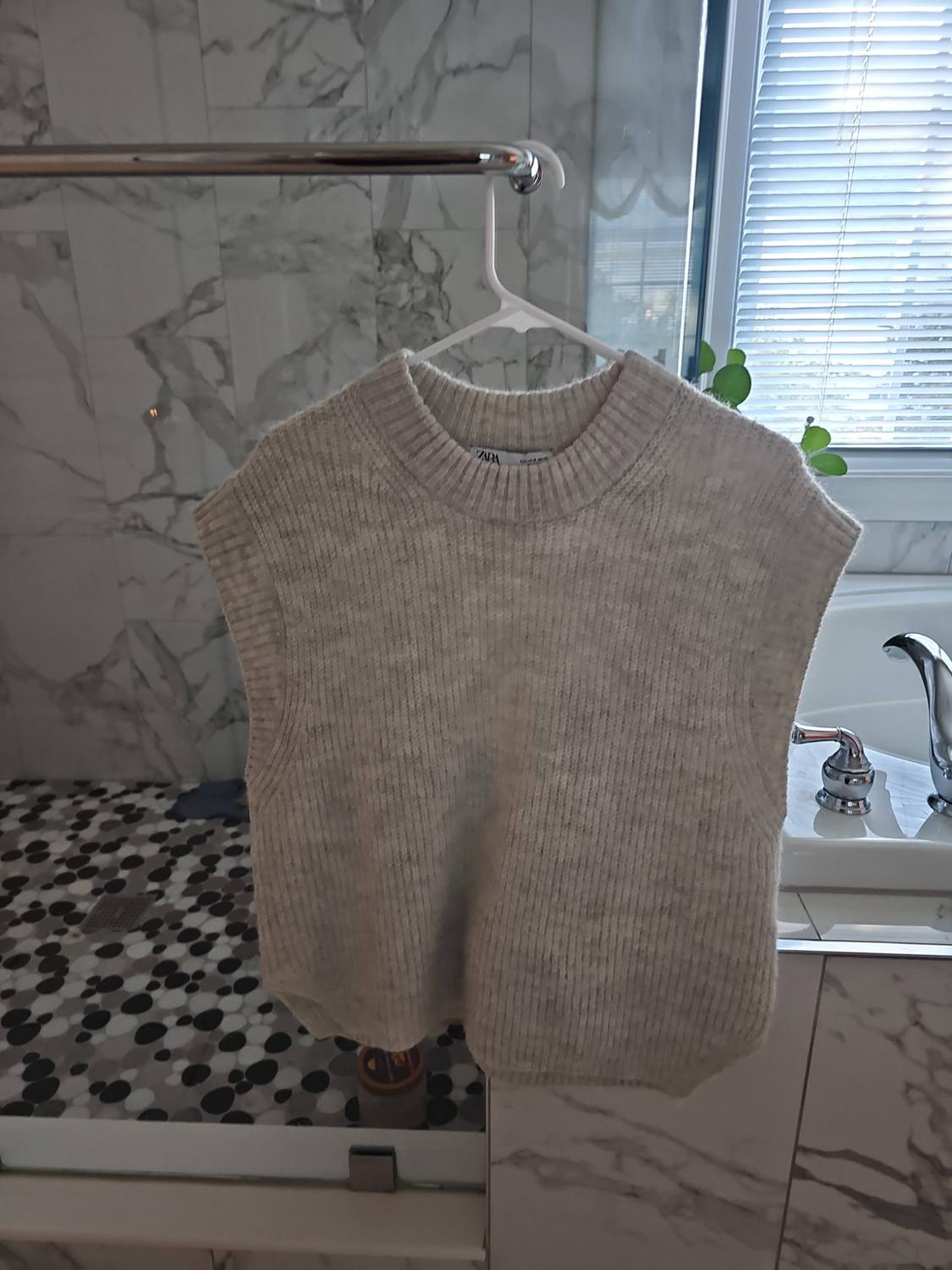 VEST - Image 5