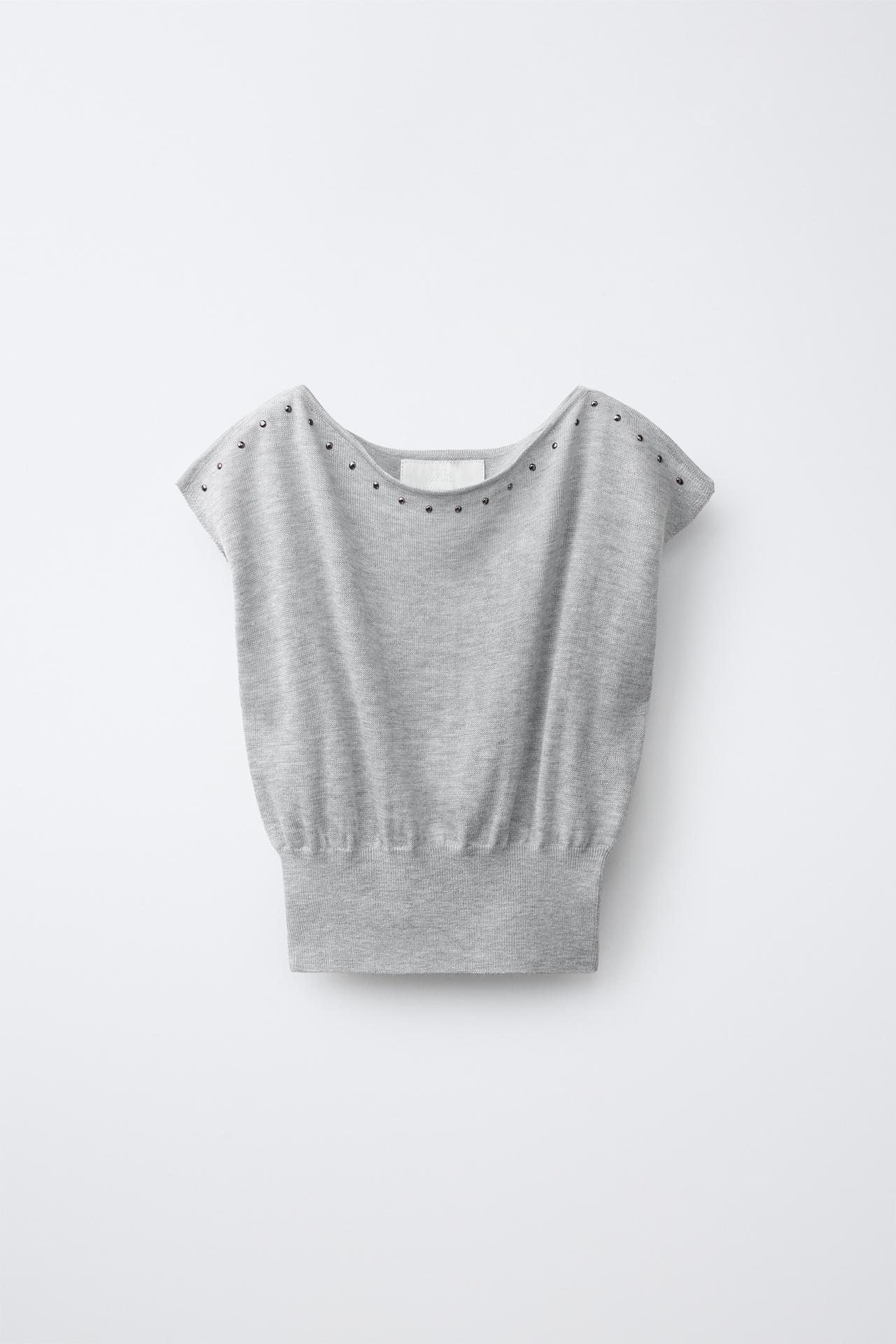 STUDDED KNIT TOP — Light gray