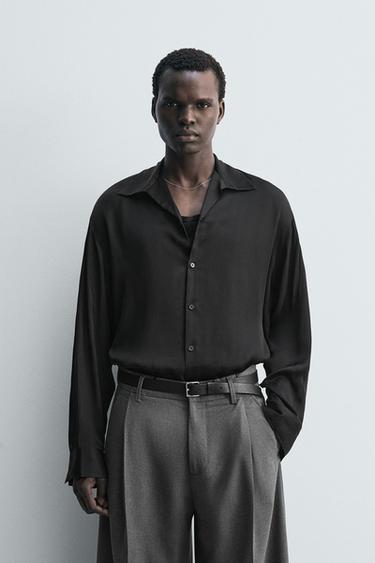 KËMISHË E DERDHUR RELAXED FIT - E zezë nga Zara