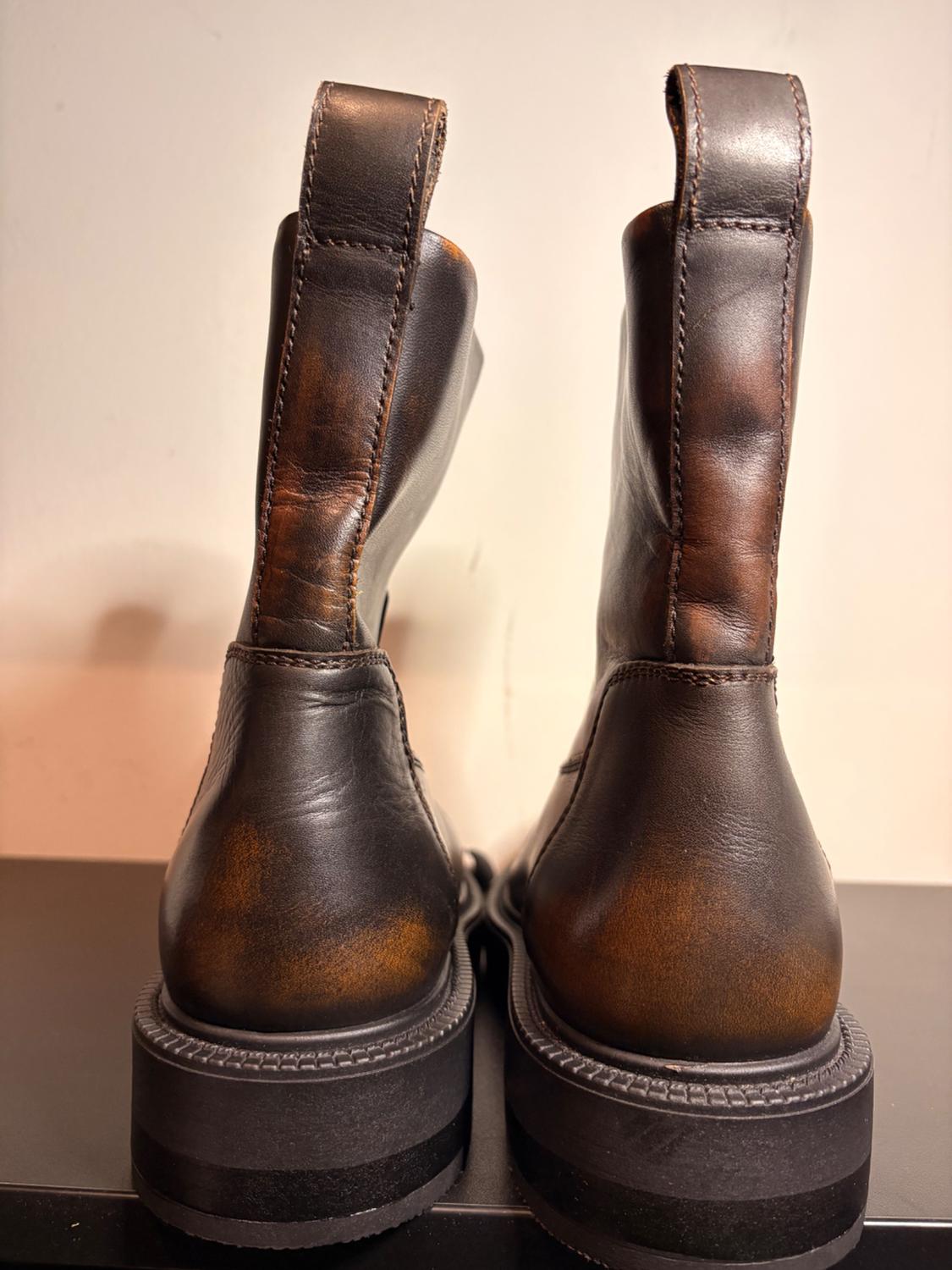 DISTRESSED LEATHER BOOTS - Image 2