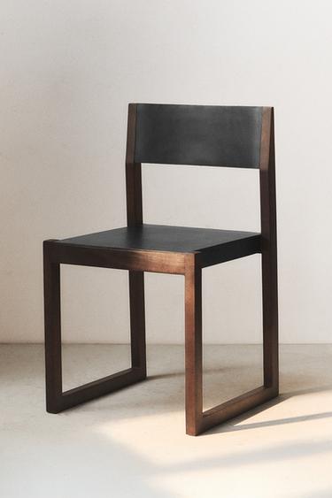 LEATHER CHAIR WITH WOODEN STRUCTURE - Dark brown by Zara