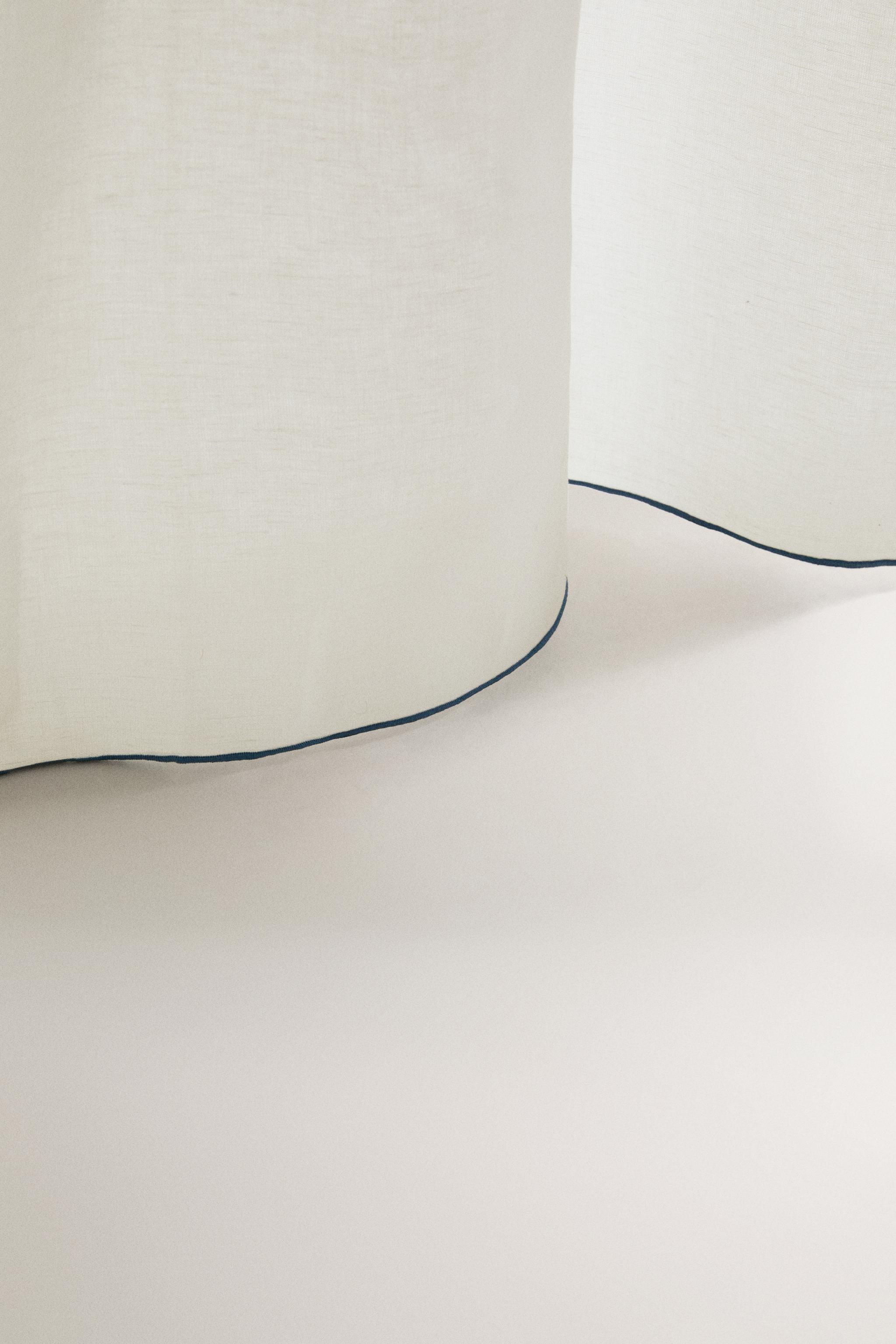 OVERLOCK SHOWER CURTAIN