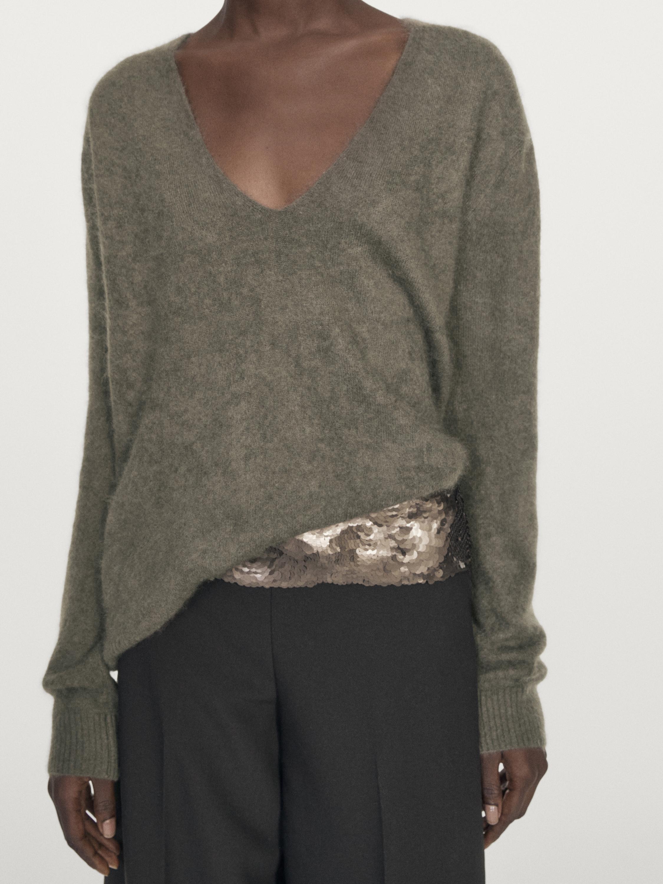 Wool and cashmere V-neck knit sweater