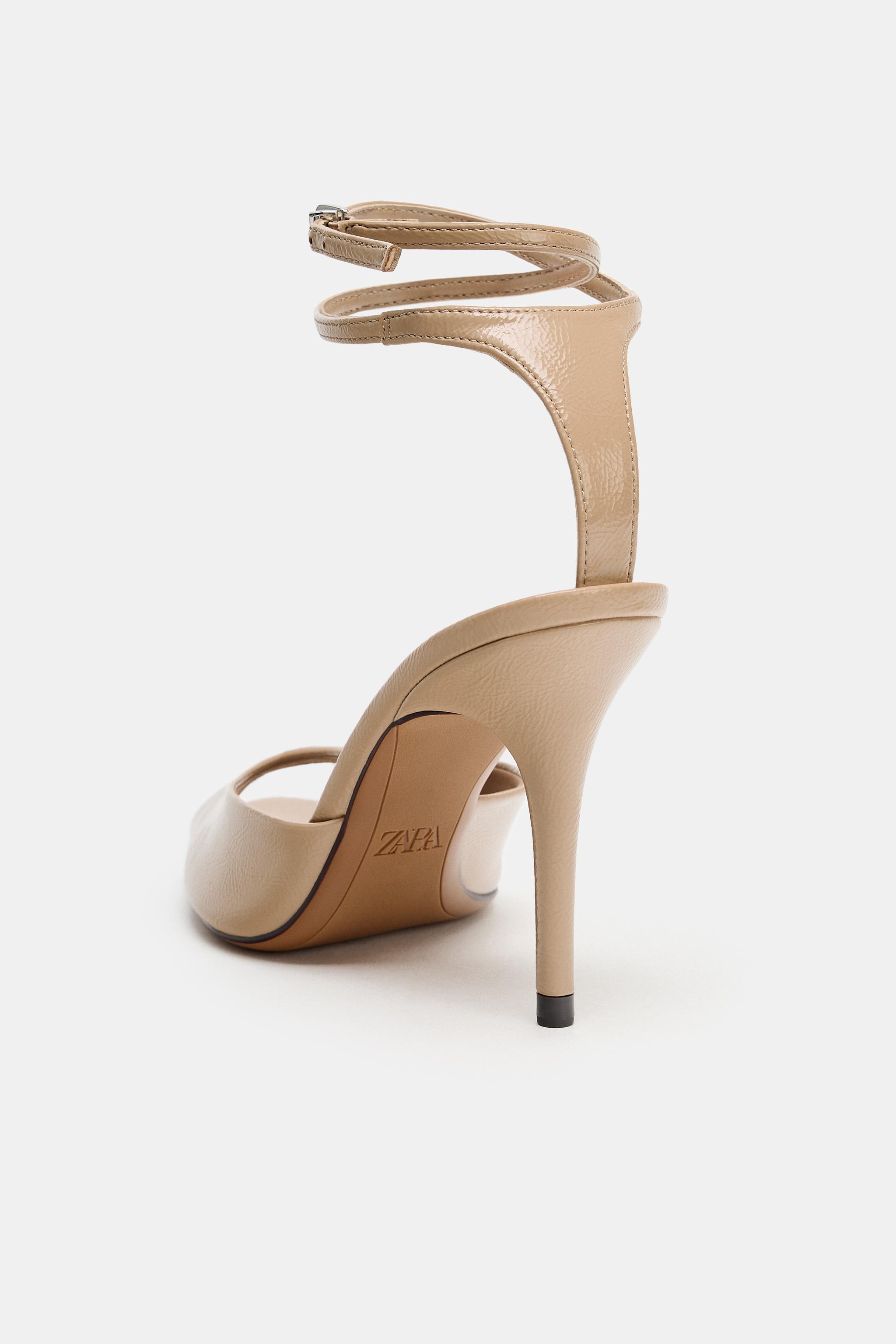 ANKLE STRAP HEELED SANDALS