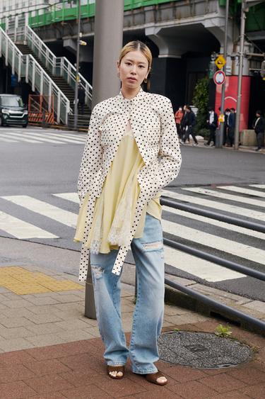 レースコンビショートワンピースライトイエローZaraのレースコンビショートワンピース - ライトイエロー 