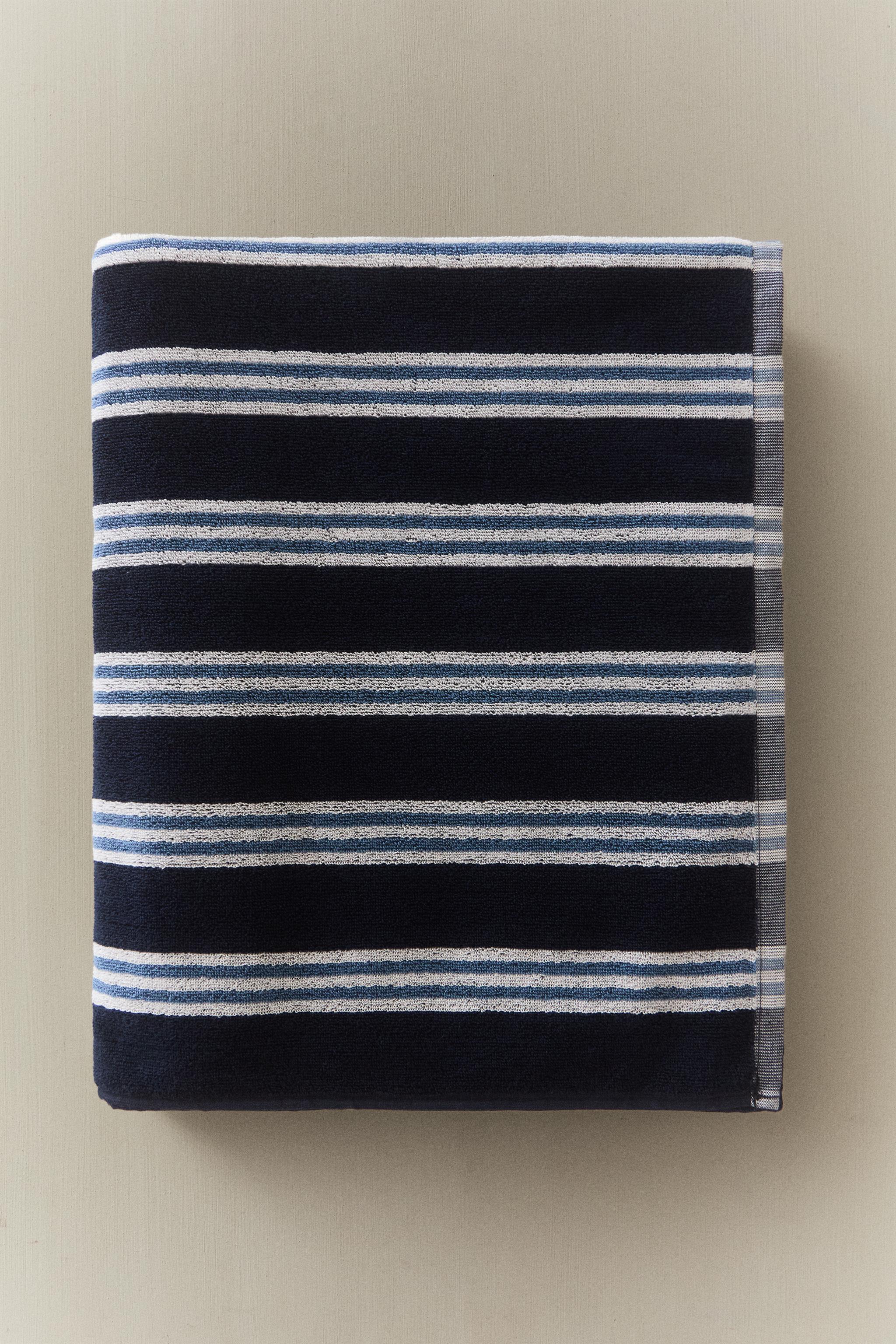 IRREGULAR STRIPED BATH TOWEL
