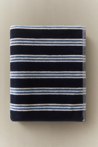 BATH TOWEL WITH IRREGULAR STRIPES - Blues by Zara