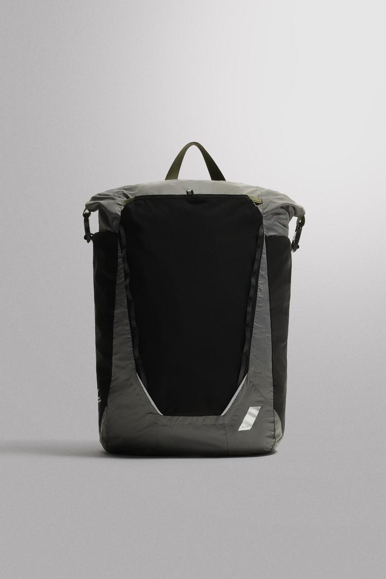 Mochila deportiva plegable 25l