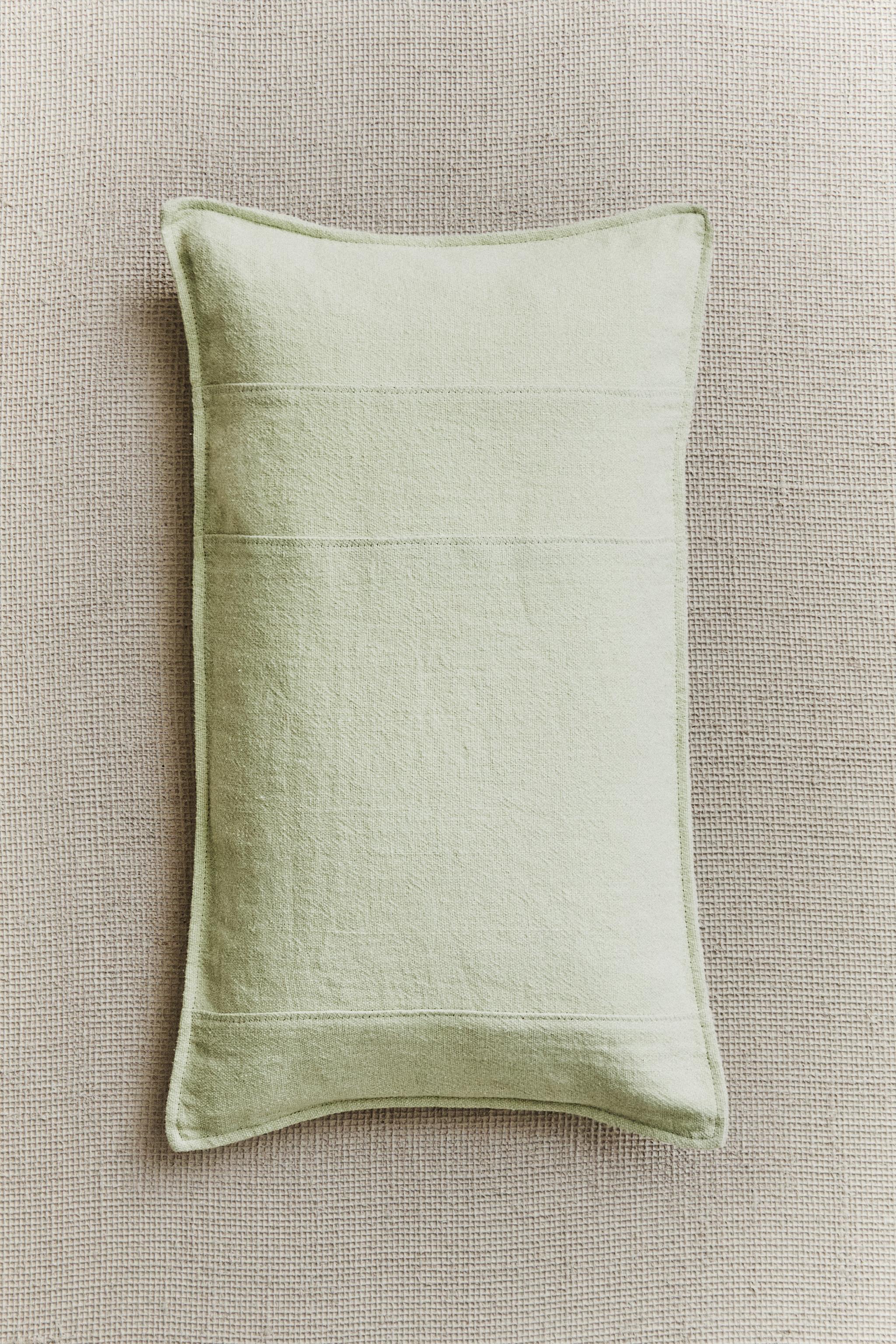 HOUSSE DE COUSSIN PLISSÉE