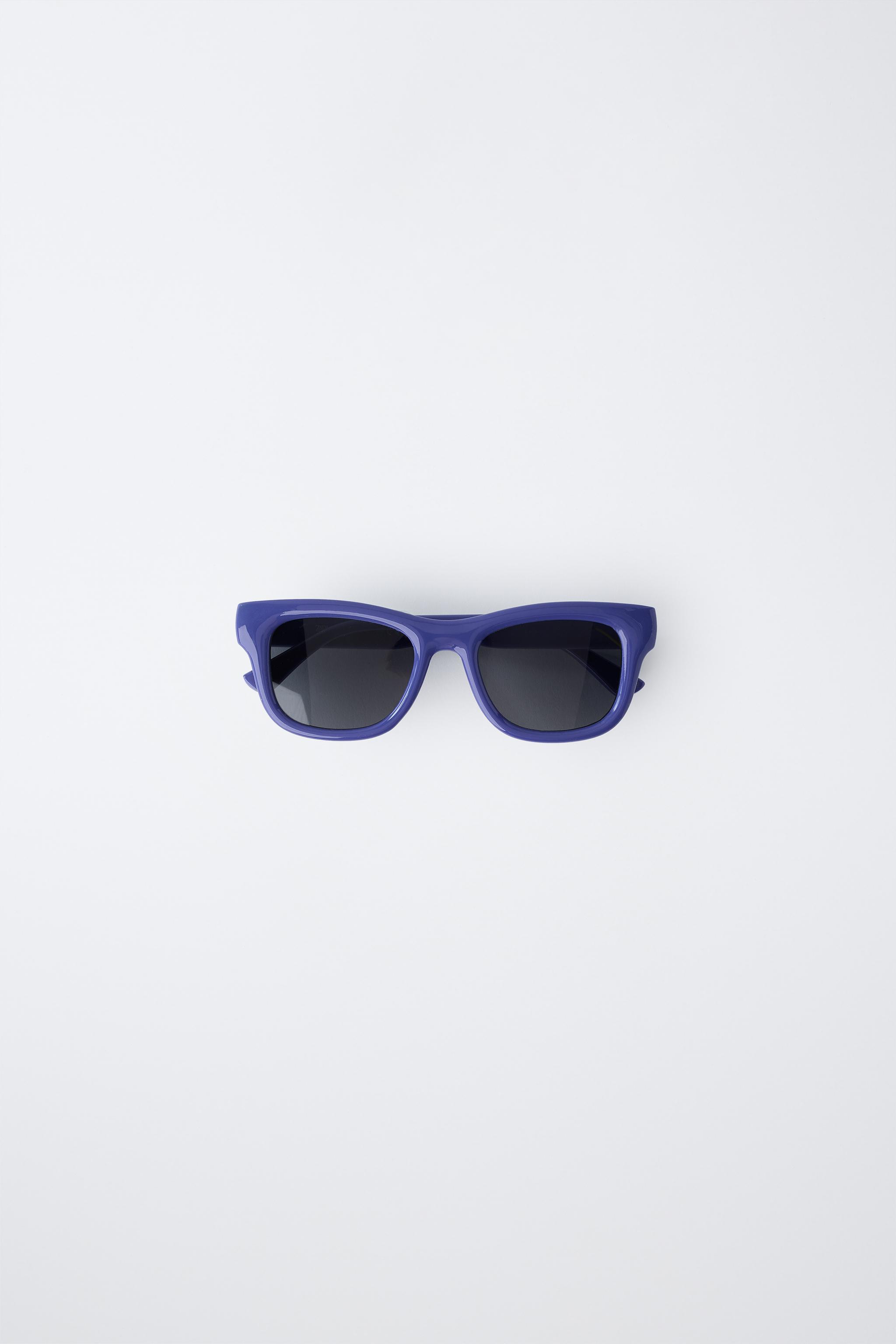 SQUARE PLASTIC SUNGLASSES
