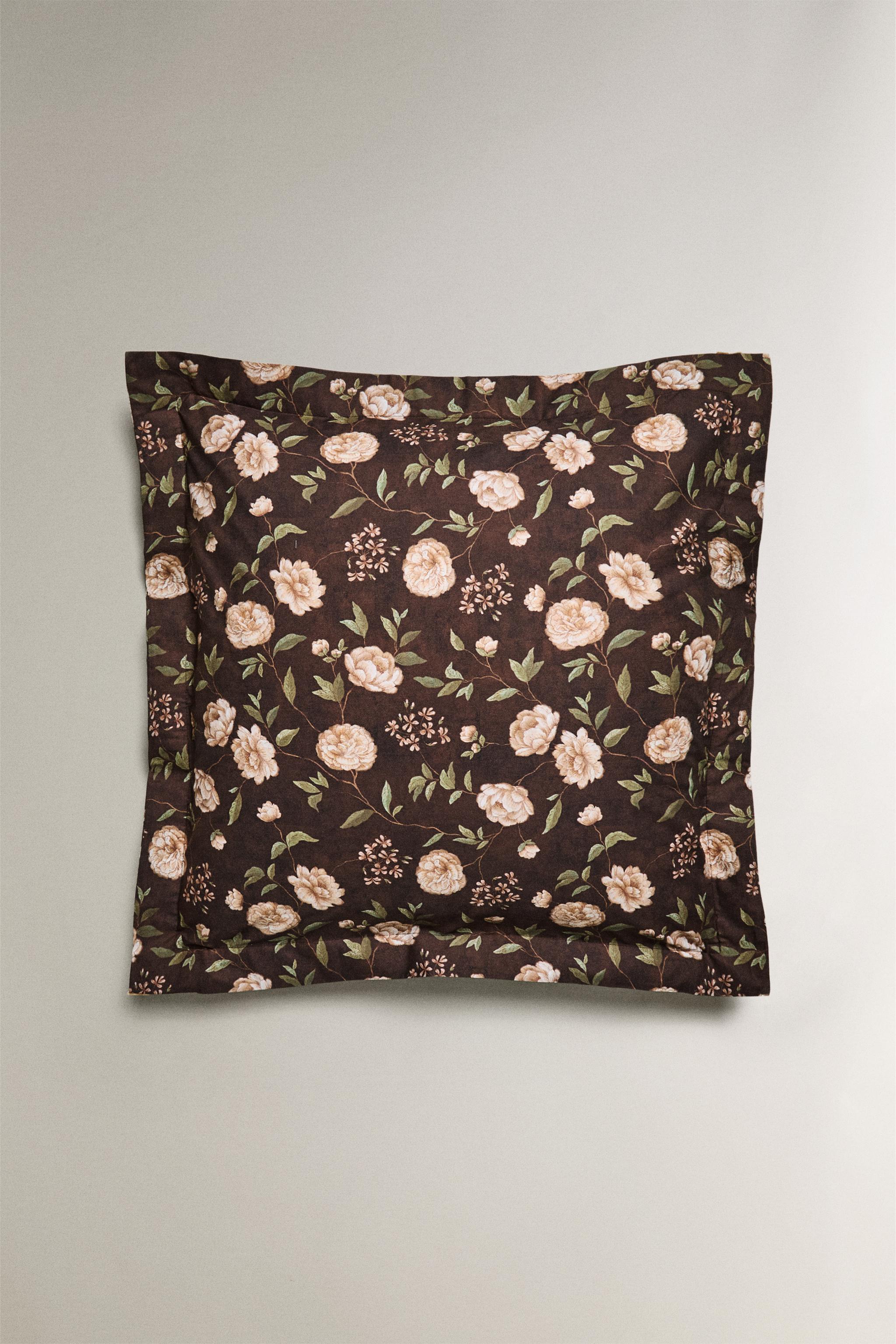 FLORAL PRINT PILLOWCASE