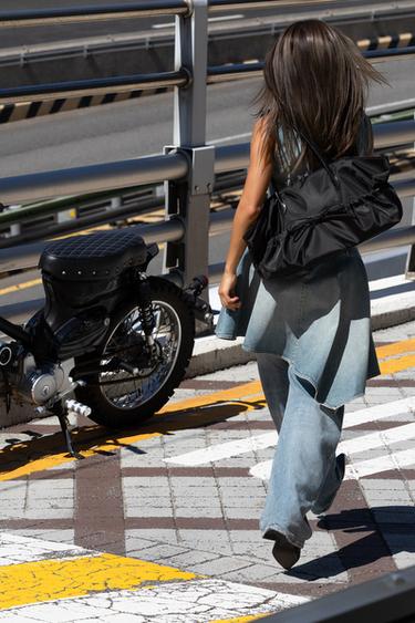 리본 장식 길쭉한 토트백 - Zara 블랙