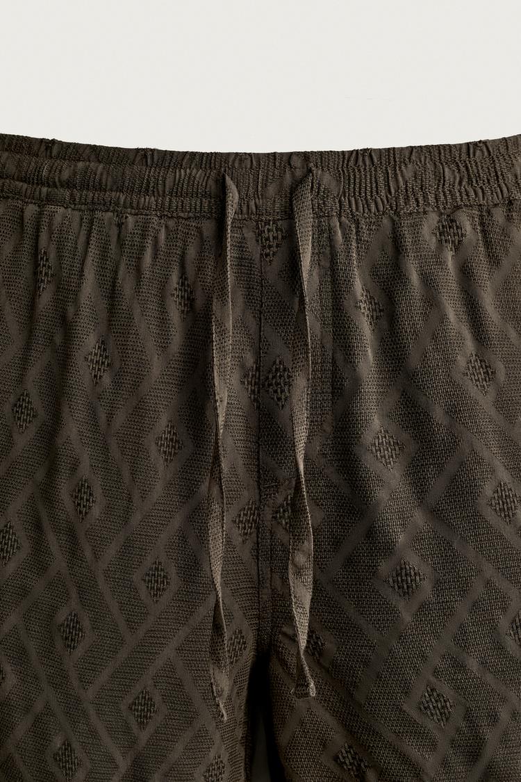 BERMUDA JACQUARD GEOMÉTRICO 8