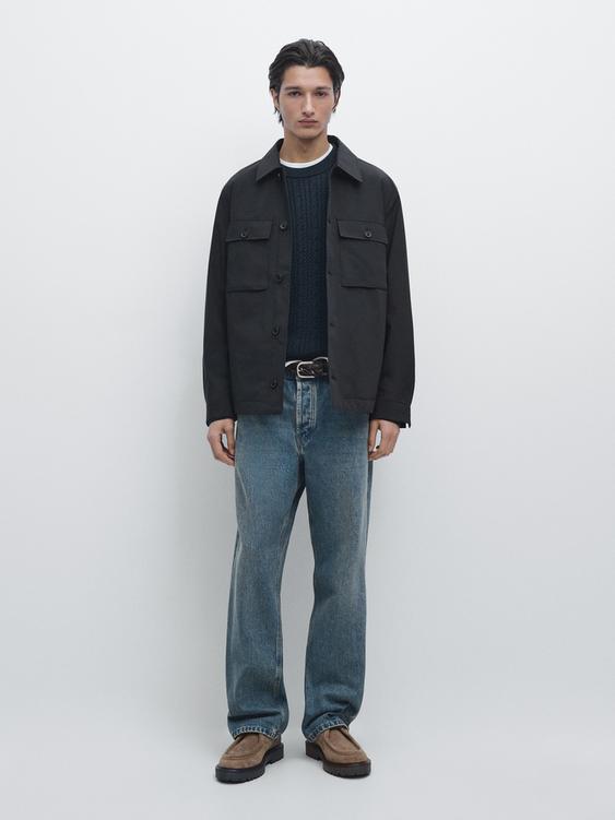 Short jacket with pocket details