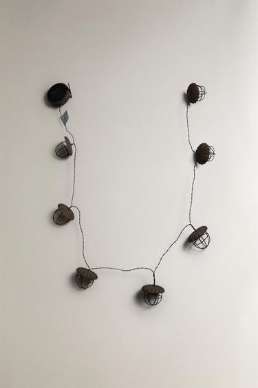 GHIRLANDA DECORATIVA IN FERRO - Marrone metallo di Zara - Immagine 0