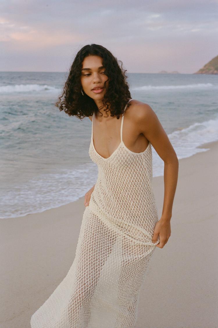 Zara Vestido Calado Crochet Playa VESTIDO CROCHET TIRANTES Crudo