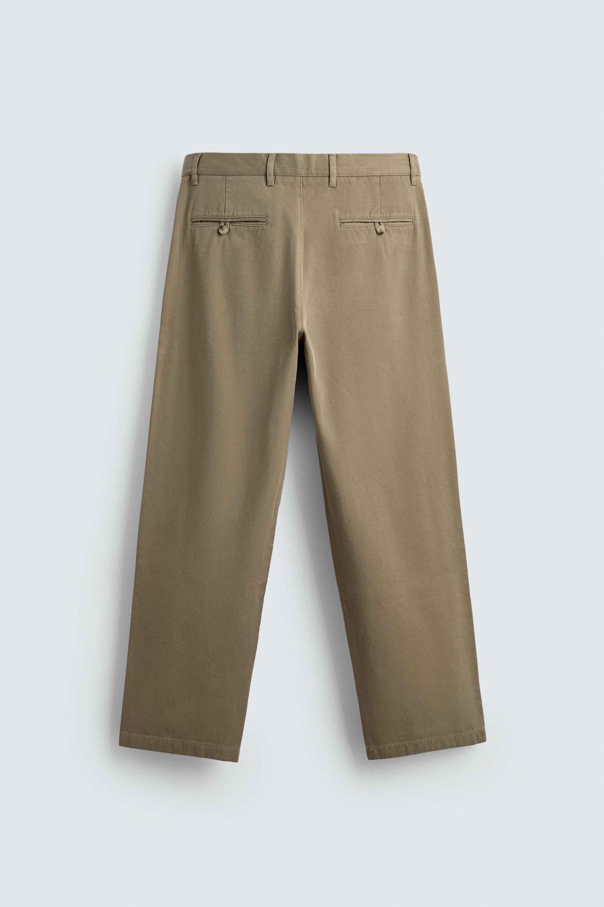 PANTALON CHINO COUPE DÉCONTRACTÉE À PLIS