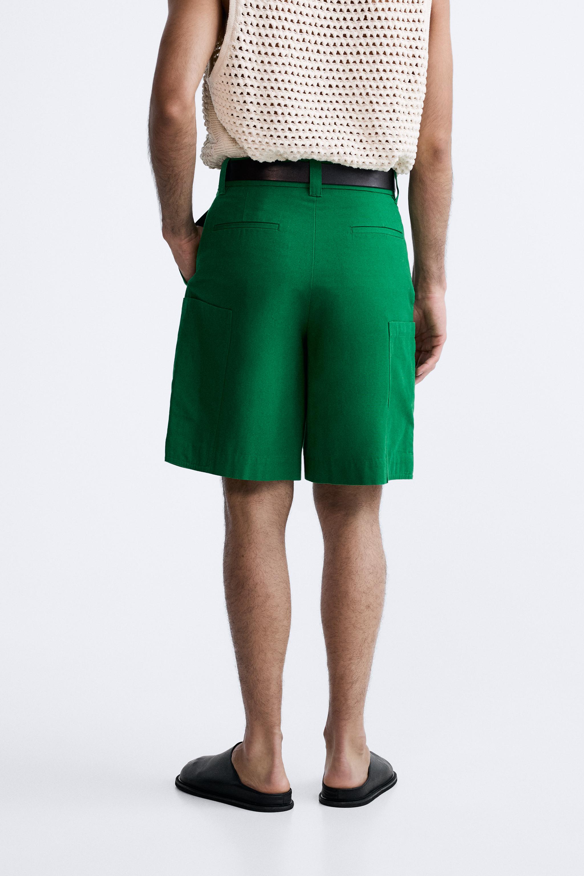 PLEATED CARGO BERMUDA SHORTS - LIMITED EDITION