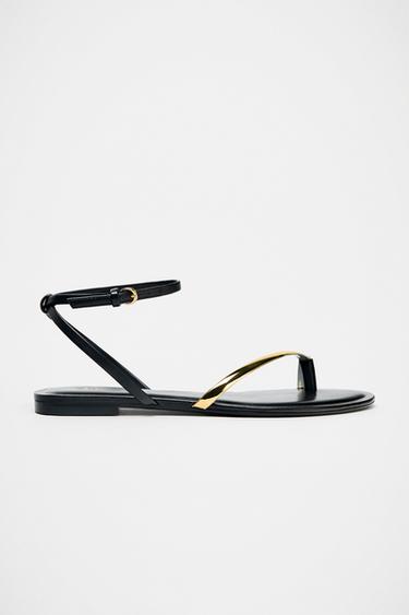 FLAT SANDALS WITH DETAILS - Black by Zara