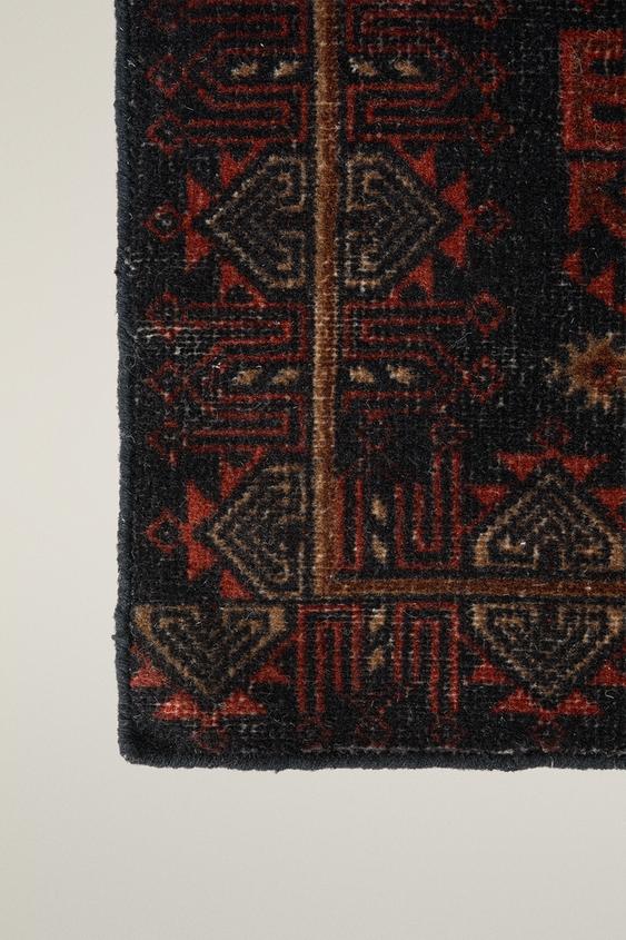 TAPIS EFFET VINTAGE LAINE - Bleu marine de Zara - Image 4