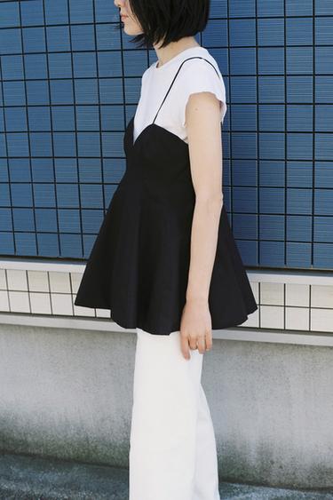 ペプラムトップス ZW COLLECTIONブラックZaraのペプラムトップス ZW COLLECTION - ブラック 