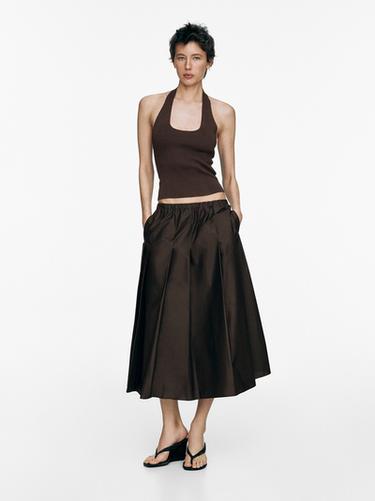 Sandales à talon compensé en croûte de cuir - Marron de Zara