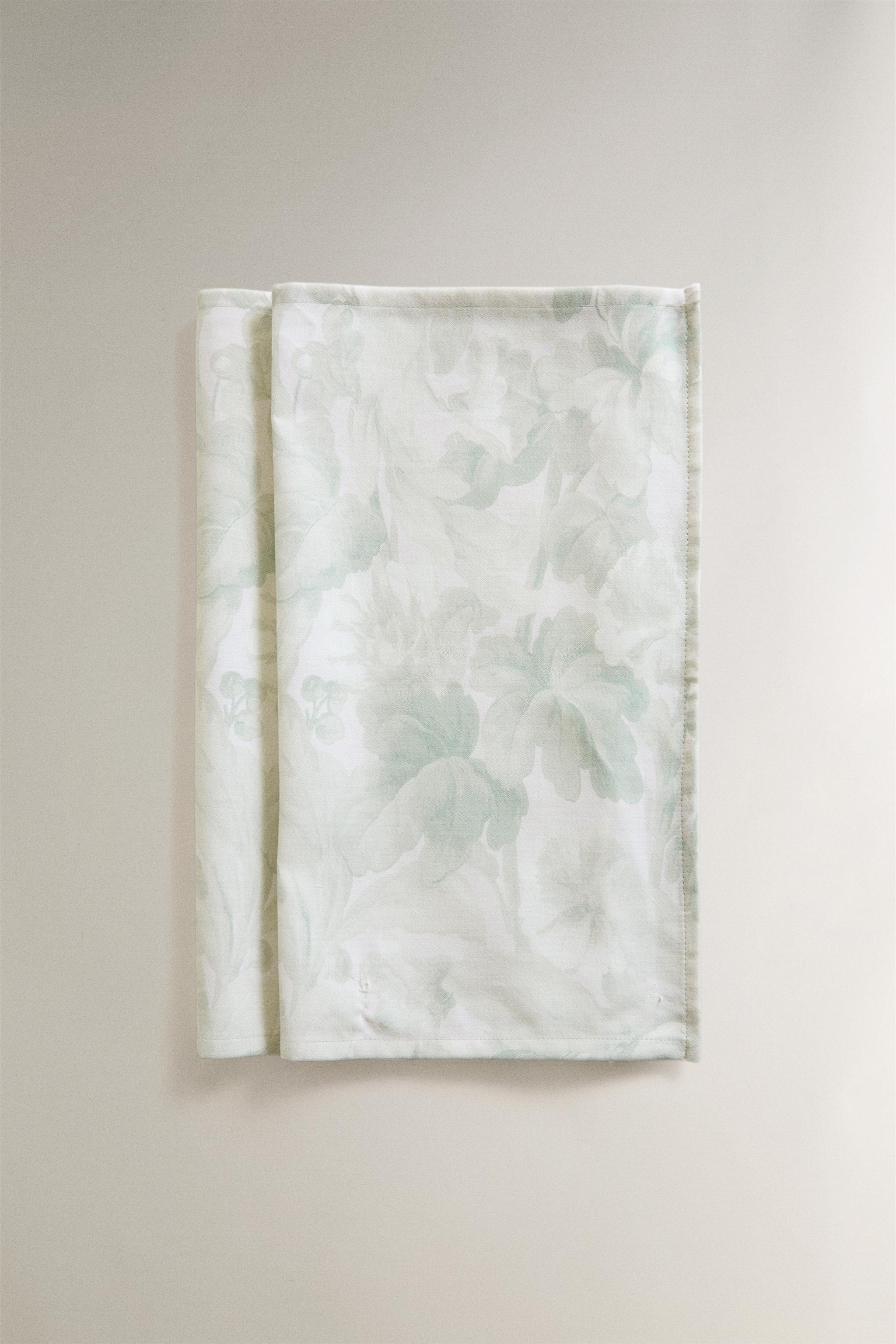 PLANT PRINT NAPKIN PACK (PACK OF 2) — GREENISH