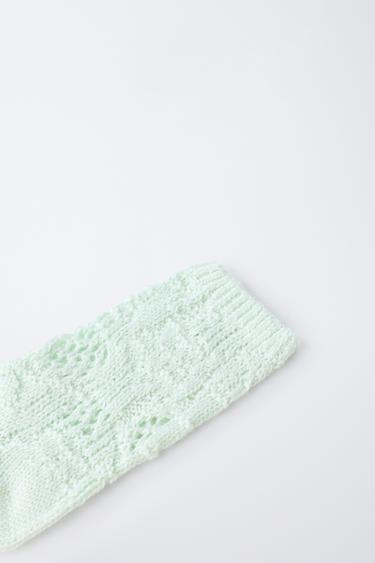 Zara PAMUČNE ČARAPE S AŽUR UZORKOM I SVILOM – pastelno zelena
