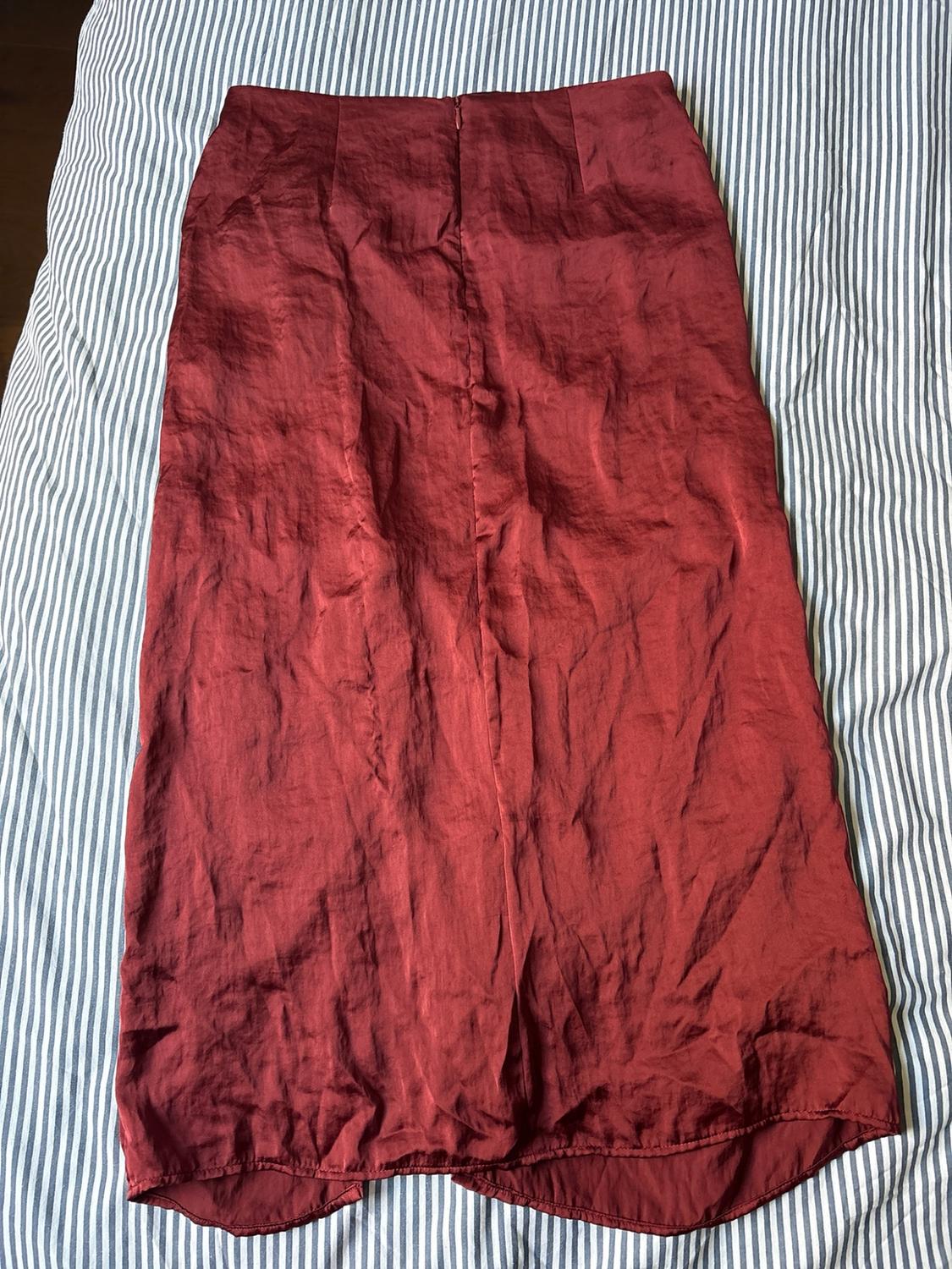 SATIN SKIRT WITH SLIT - Image 3