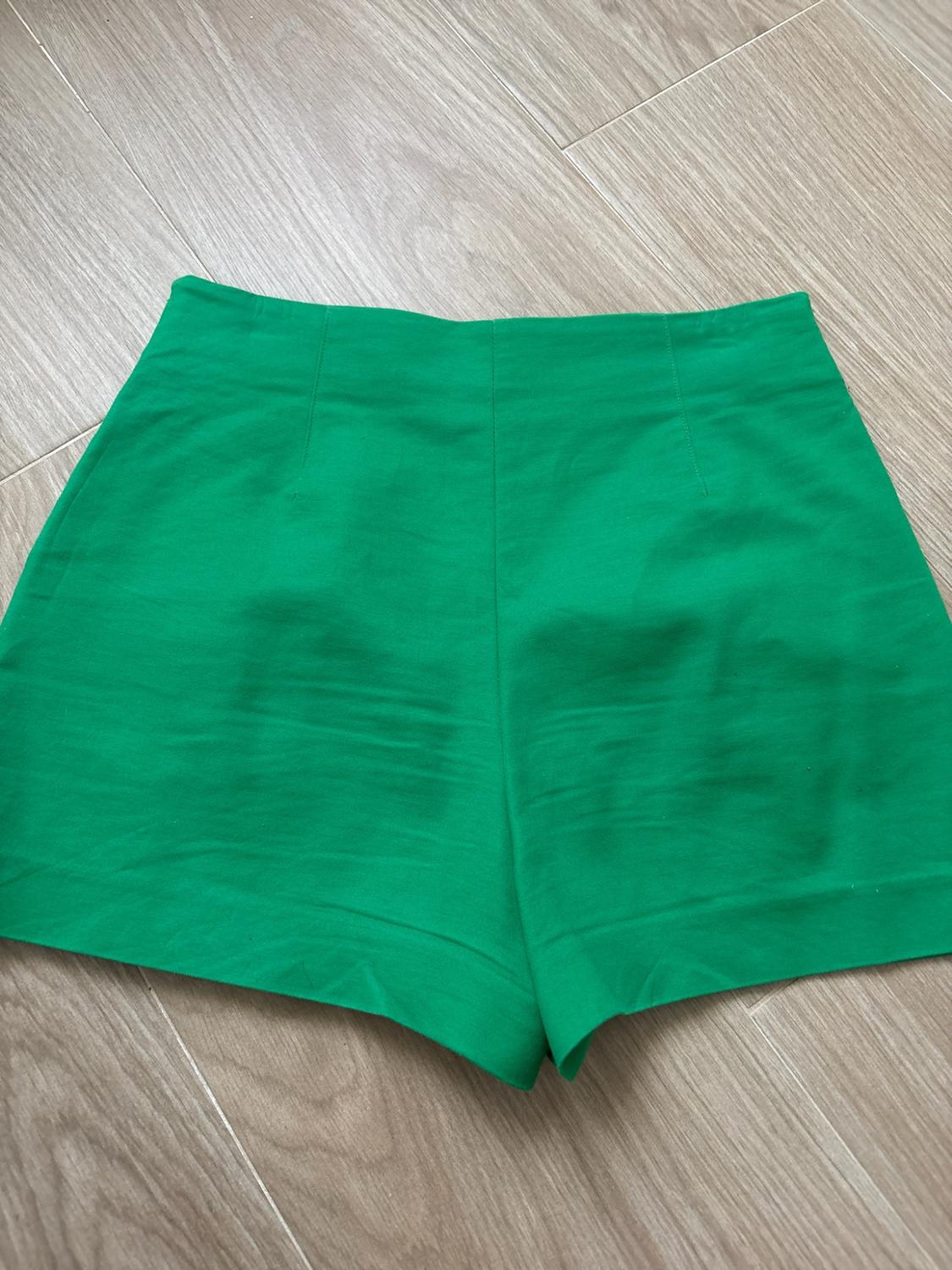 HIGH-WAIST BERMUDA SHORTS - Image 3