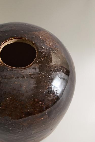 PETIT VASE ROND EN GRÈS - Kaki de Zara - Image 2