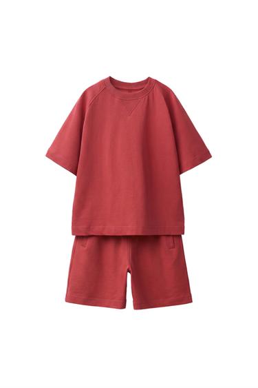 CONJUNTO CAMISETA Y BERMUDA - Rojo medio de Zara