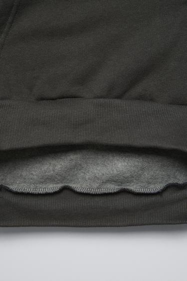 BASKILI KAPÜŞONLU SWEATSHIRT_4