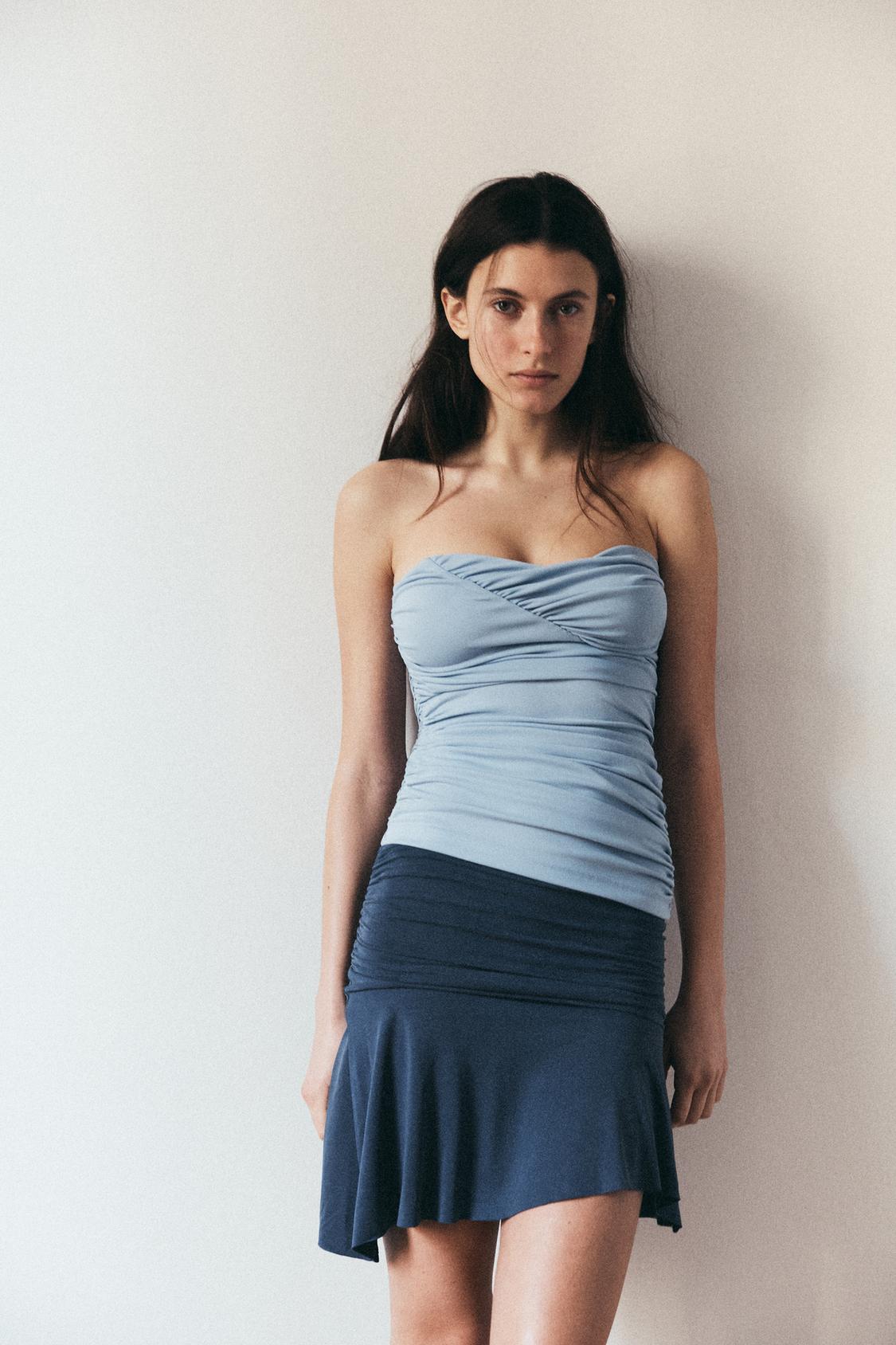 STRAPLESS GATHERED TOP