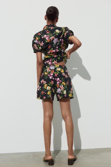 BERMUDA À IMPRIMÉ FLEURS - Noir / Vert de Zara - Image 4