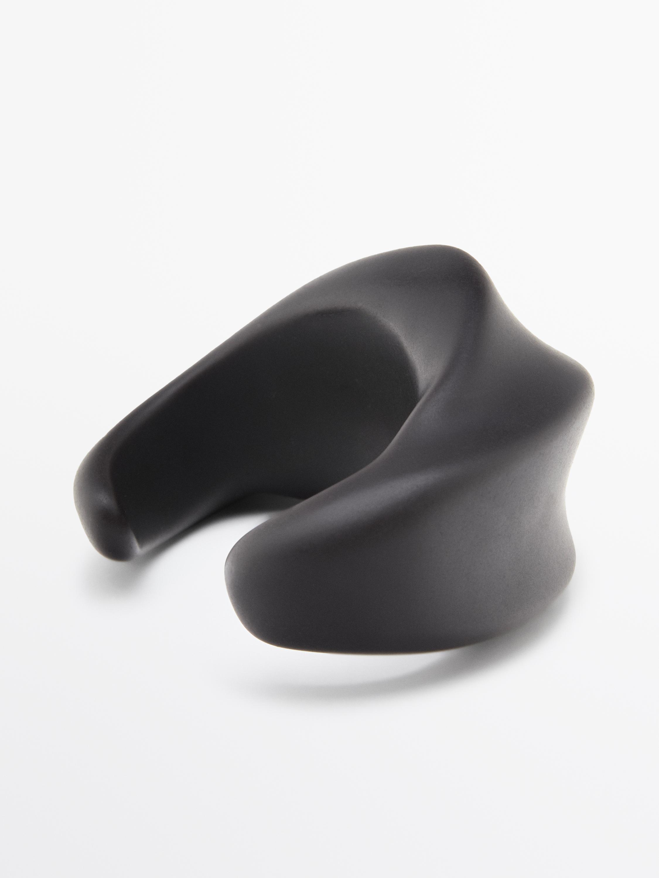 Wide moulded bracelet