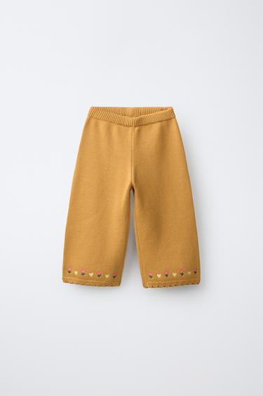 PANTALÓN PUNTO CULOTTE FLORES BORDADAS - Mostaza de Zara