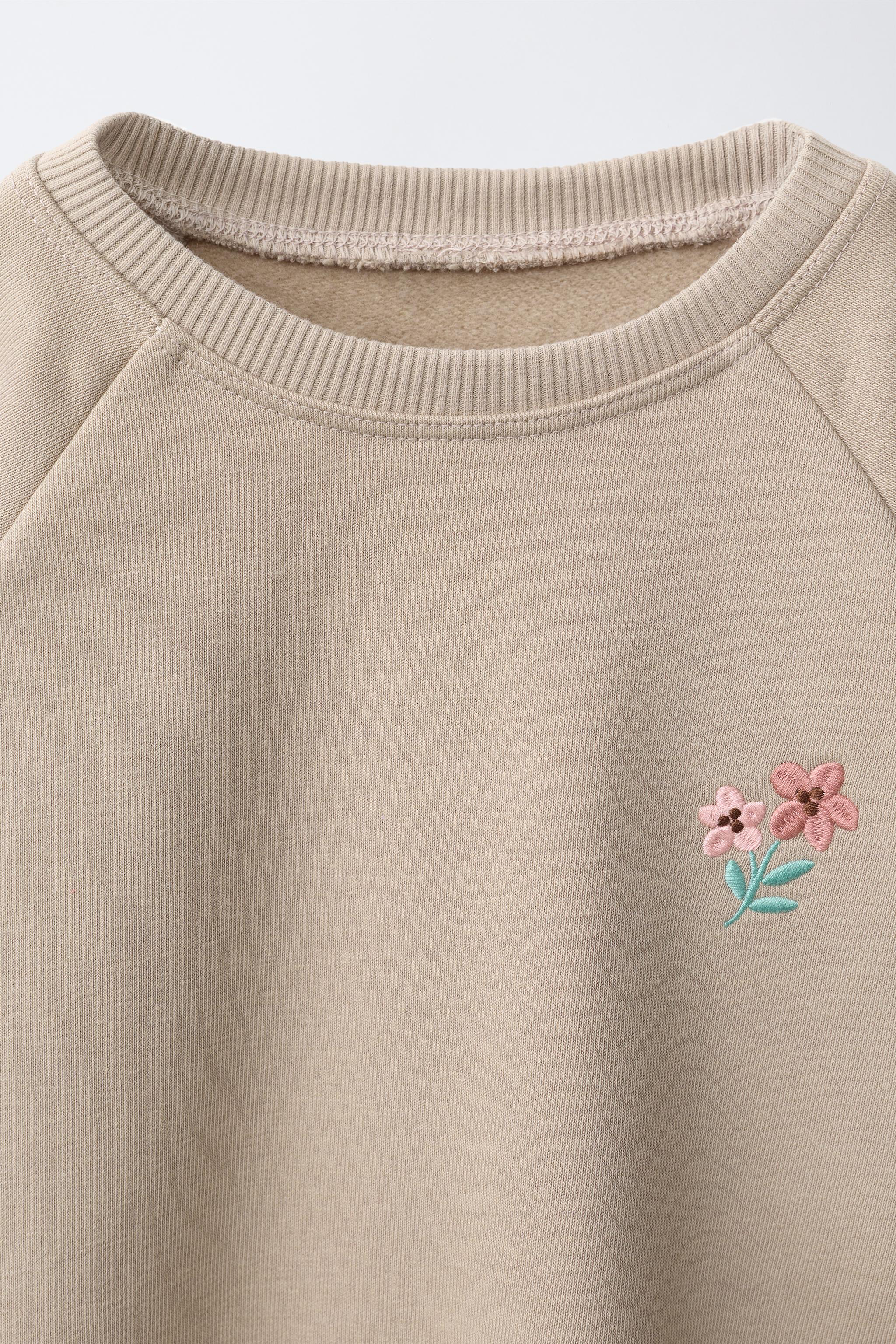 HEART PRINT SWEATSHIRT AND RIBBED LEGGING SET