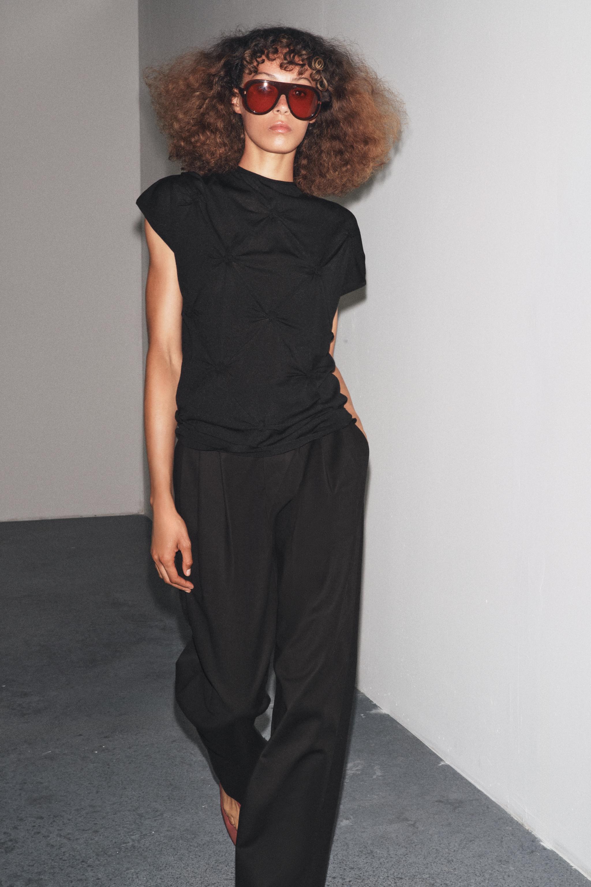 新品✨Mediam Deformation knit tops ブラック ZARA METALLIC MESH KNIT TOP SMALL IN BLACK | eBay