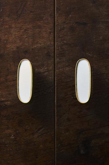 PACK OF OVAL MARBLE DOOR KNOBS (PACK OF 2) - Golden by Zara - Image 1