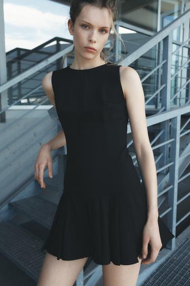 VESTIDO MINI TABLAS - Negro de Zara