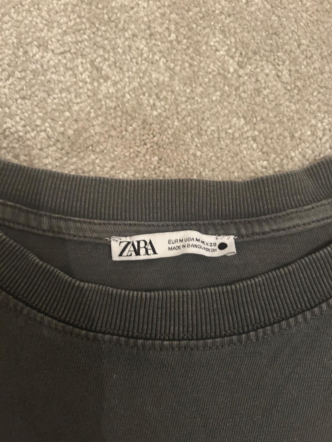 CHARCOAL GREY TSHIRT - Image 2