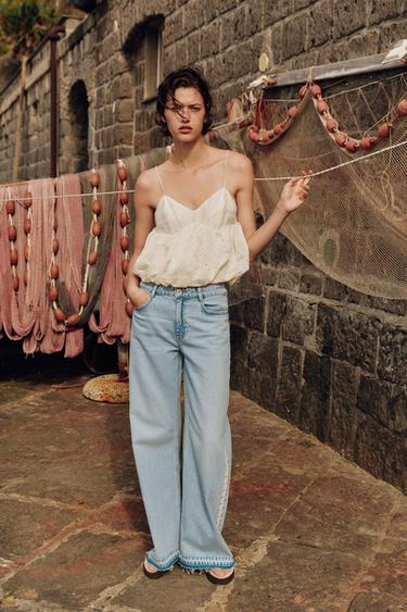 Zara EMBROIDERED EYELET BALLOON TOP - Ecru